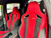 Civic Type R - Crystal Black Pearl Exterior on Red/Black Interior - Clean Carfax - Local Ontario Veh... (image 9)