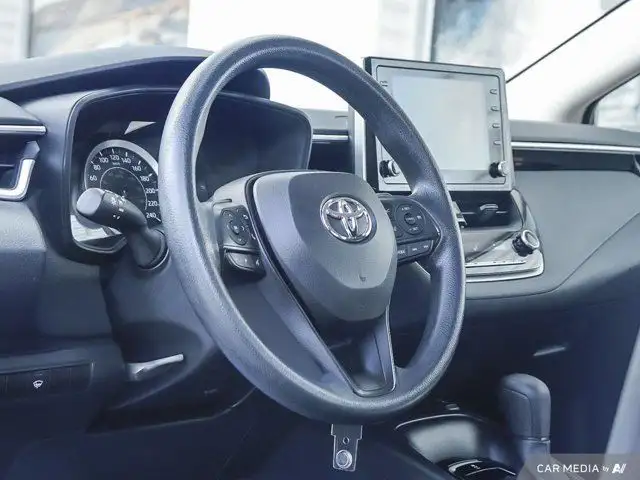 2021 Toyota Corolla LE in Cars & Trucks in Oshawa / Durham Region - Image 10