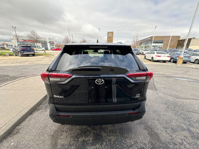 2020 Toyota RAV4 LE in Cars & Trucks in Mississauga / Peel Region - Image 4