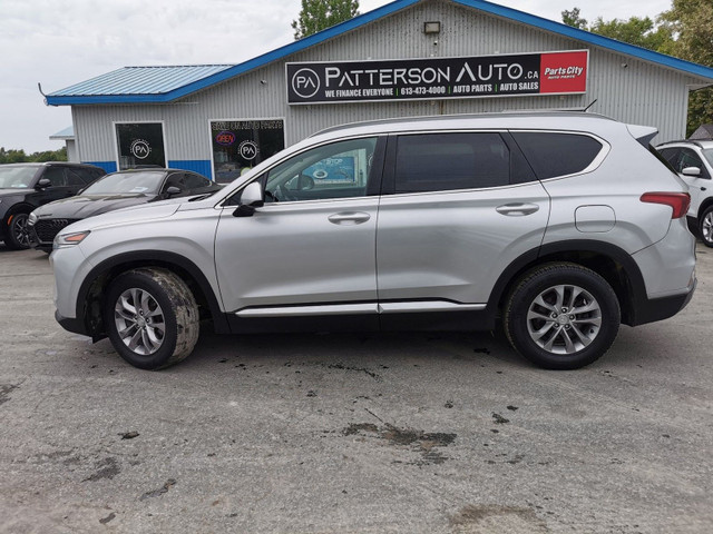 2019 Hyundai Santa Fe SE in Cars & Trucks in Belleville - Image 2