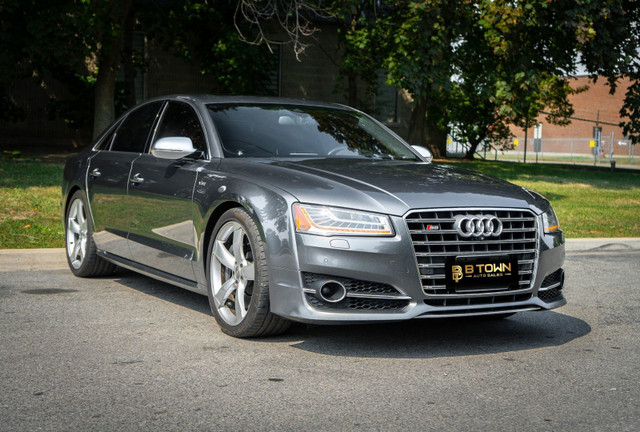 2015 Audi S8 4.0T in Cars & Trucks in Mississauga / Peel Region - Image 3