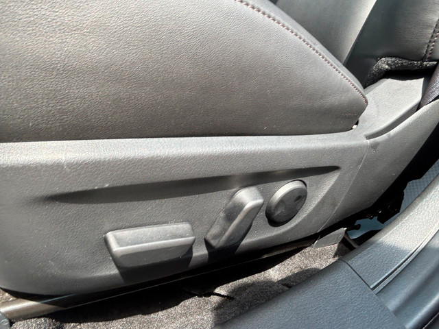 2023 Mazda 3 GS ONE OWNER| NO ACCIDENTS| SUNROOF in Cars & Trucks in Markham / York Region - Image 4