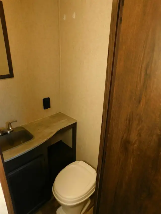 2018 STARCRAFT AUTUMN RIDGE OUTFITTER (FINANCING AVAILABLE) in Travel Trailers & Campers in Saskatoon - Image 13