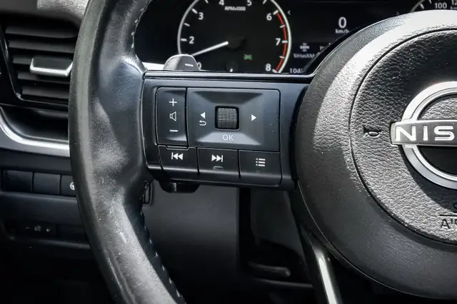 2022 Nissan Rogue SV • MOONROOF • 360 CAM • HEATED SEATS/STEERIN in Cars & Trucks in Kingston - Image 18