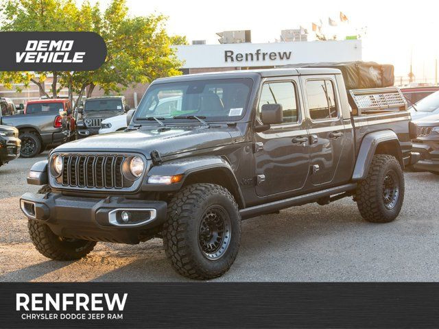 2025 Jeep Gladiator Sport S 4x4, Treeline Outdoors Rooftop in Cars & Trucks in Calgary