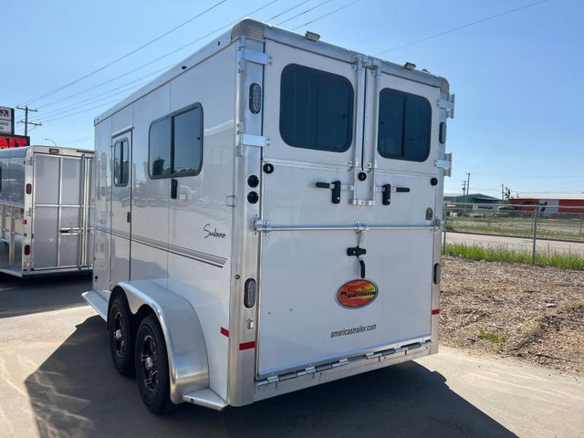 2023 Sundowner Trailers Charter TR SE Horse Trailer in Cargo & Utility Trailers in Grande Prairie - Image 4