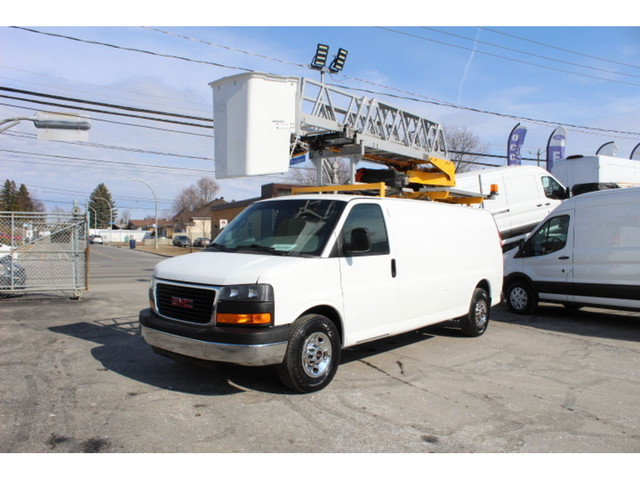  2014 GMC Savana Cargo Van 3500 CARGO ALLONGÉ NACELLE RH35 72.00 in Cars & Trucks in Laval / North Shore - Image 4