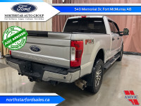 Bluetooth, Rear View Camera, Air Conditioning, Trailer Hitch, Power Windows! This 2017 Ford F-250 Su... (image 4)