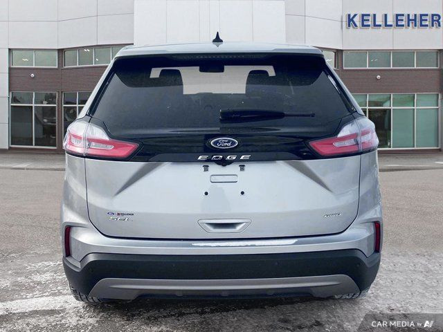 2022 Ford Edge SEL AWD | Adaptive Cruise Control | Htd Seats in Cars & Trucks in Brandon - Image 4