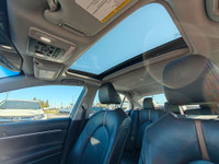 LOW KMS! XLE HYBRID, BLACK ON BLACK, FULL OPTION, LEATHER INTERIOR, HEATED SEATS, POWER SUNROOF/MOON... (image 5)