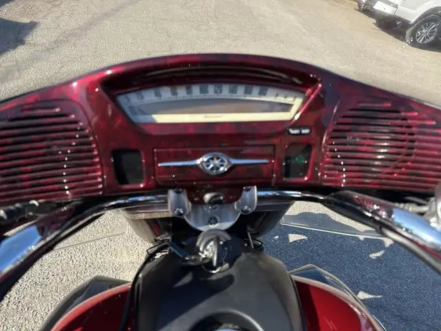 2009 Yamaha Royal Star Venture ~ ROYAL STAR VENTURE ~ 1300CC ~ L in Sport Touring in City of Toronto - Image 23