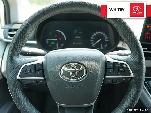 2021 Toyota Sienna LE Hybrid AWD 2.5L / 8-Passenger / Parking Ca in Cars & Trucks in Oshawa / Durham Region - Image 12