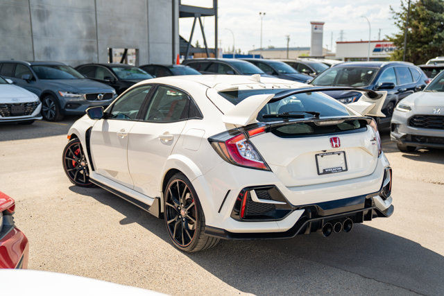 2020 Honda Civic Type R in Cars & Trucks in Edmonton - Image 3