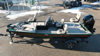 Bass Tracker Classic - SPECIAL EDITION $35,995 - $2,000 [SUPER SUMMER SALE] =$33,995 *Offer Expires...