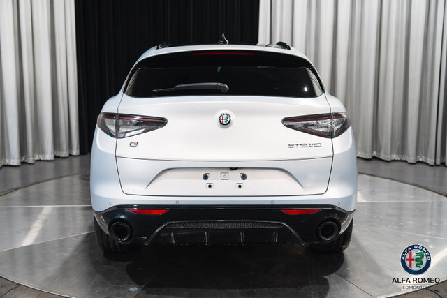 2024 Alfa Romeo Stelvio ti COMPETIZIONE | AWD | LOW KMS in Cars & Trucks in Edmonton - Image 4