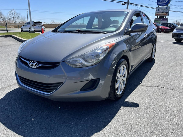 2013 Hyundai Elantra GL Manuelle Bancs chauffants Mags Bluetooth in Cars & Trucks in Longueuil / South Shore - Image 3