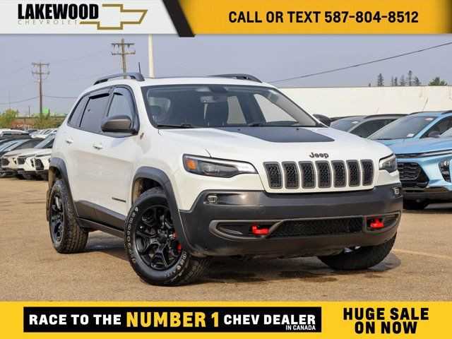 2019 Jeep Cherokee Trailhawk 4x4 2.0T in Cars & Trucks in Edmonton