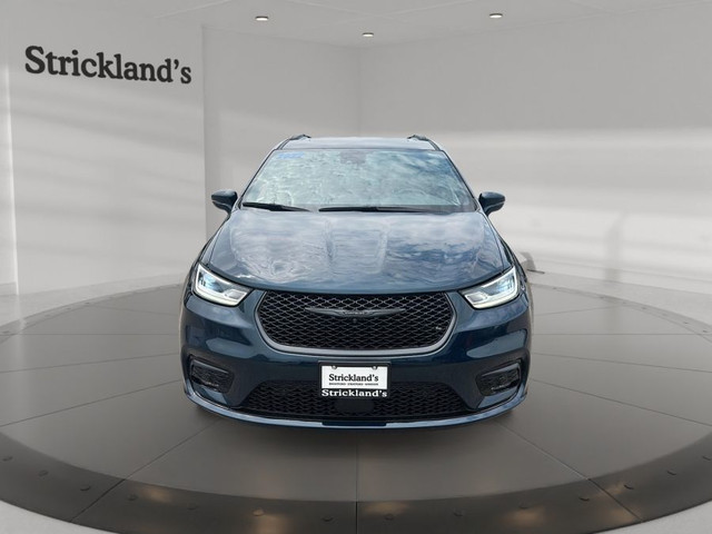 2022 CHRYSLER PACIFICA LIMITED in Cars & Trucks in Stratford - Image 3