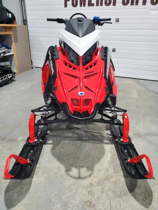 2022 Polaris Boost Pro RMK 165 Slash in Snowmobiles in Red Deer - Image 4