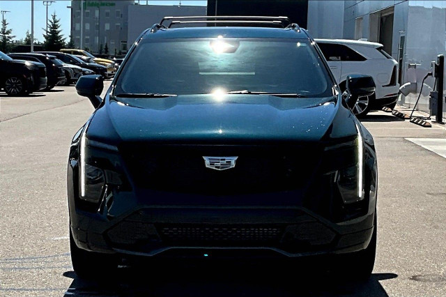 2024 Cadillac XT4 in Cars & Trucks in Calgary - Image 2