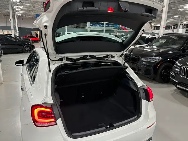 2020 Mercedes-Benz A-Class A250|4MATIC|HATCH|NAV|LEATHER|AMBIENT in Cars & Trucks in City of Toronto - Image 8