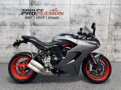 2020 Ducati Super Sport 950 Seulement 11700 KM Sublime combo de couleur Gris et Rouge CONDITION SHOW...