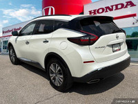 Experience the smooth ride and versatile space of this 2023 Nissan Murano S, boasting Pearl White Pe... (image 3)