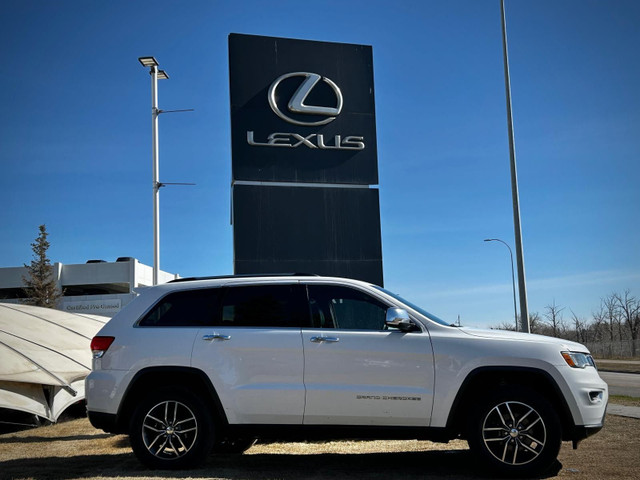 2018 Jeep Grand Cherokee Limited in Cars & Trucks in Calgary - Image 2