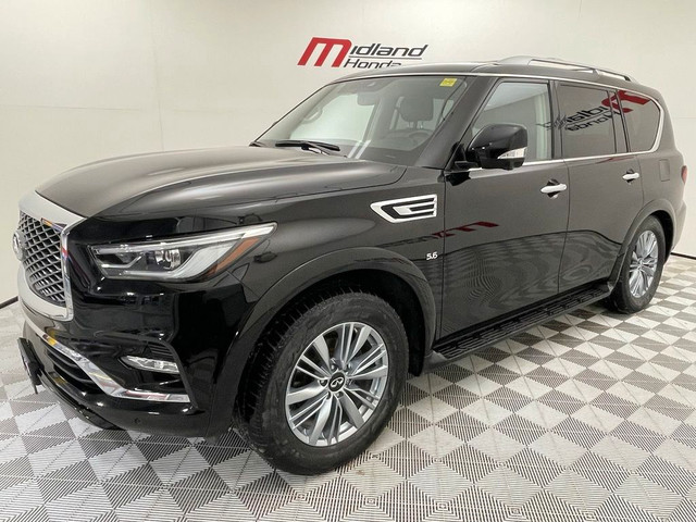 2020 Infiniti QX80 LUXE 7 Passenger | Accident Free in Cars & Trucks in Barrie - Image 2