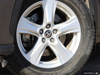 Highlights: Remote Start 3rd Row Seating Adaptive Cruise Control Smart Device Integration Heated Fro... (image 9)