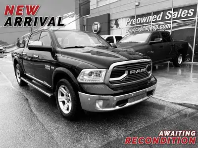 This Ram 1500 has a dependable Regular Unleaded V-8 5.7 L/345 engine powering this Automatic transmi...