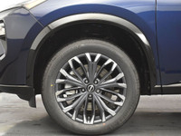 See Dealer Website for Details. 2025 Nissan Rogue Platinum Engine: 3 Cylinder Engine 1.5L L/100Km Ci... (image 3)