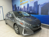 TOYOTA PRIUS PRIME HYBRID BRANCHABLE 2022 TOUT ÉQUIPÉ / INTÉRIEUR EN TISSU NOIR CHAUFFANT / CAMÉRA D... (image 2)