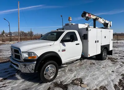 2012 Dodge 5500 Regular Cab 4x4 Service Truck + 6.7L Cummins Diesel + 4x4 W/ AutoMatic Transmission...