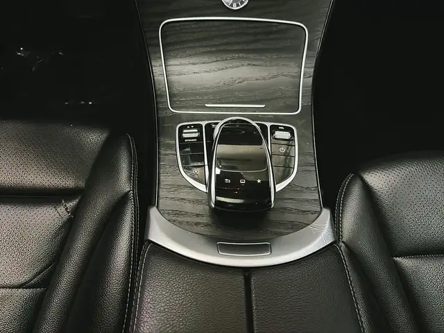 2016 Mercedes-Benz C-Class C 300 4matic Toit pano Cuir Camera Cr in Cars & Trucks in Laval / North Shore - Image 18