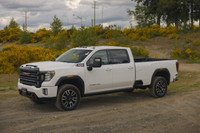 Equipped with a 6.6L Duramax diesel, 10-speed Allison, off-road suspension, and leather trim. Dealer... (image 5)