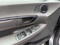 Clean Carfax and in Pristine condition with one previous owner and with only 17,600 km! This Sonata... (image 8)