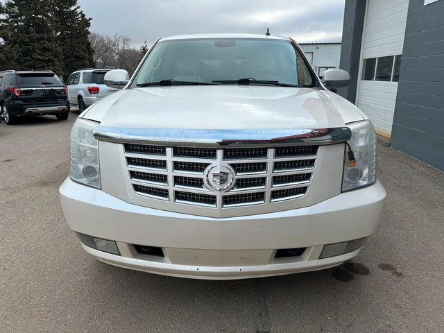  2008 Cadillac Escalade Fully Equipped 7 Passenger Cheapest One  in Cars & Trucks in Swift Current - Image 3