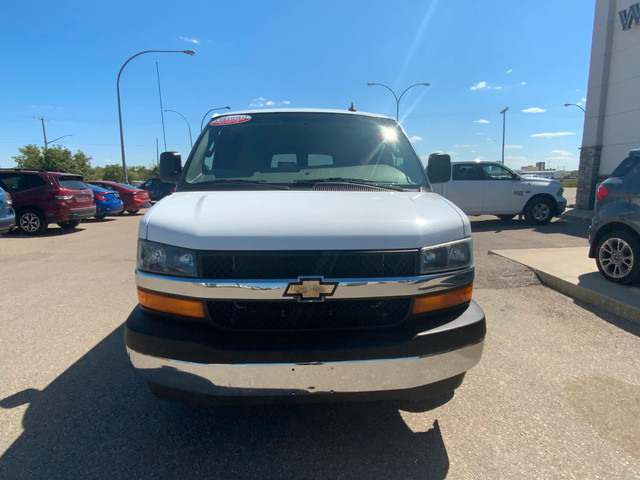 2017 Chev Express 3500 LT 15 Passenger RWD | 6.0L V8 | 3:42 Rear in Cars & Trucks in Regina - Image 2