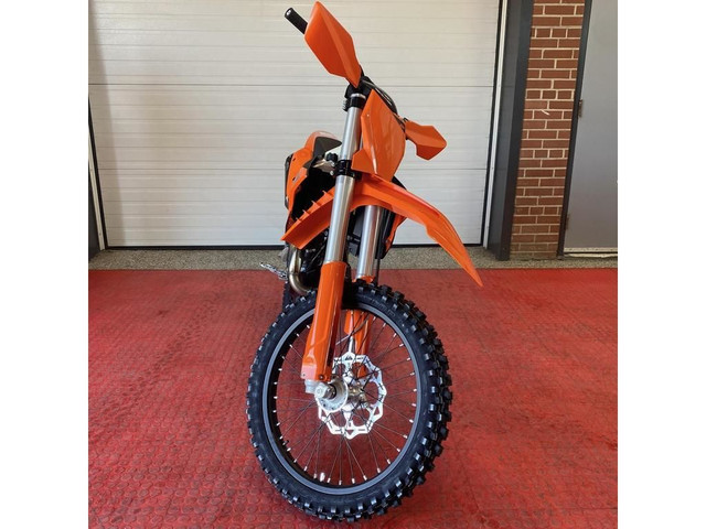 2025 KTM 450 XC-F in Dirt Bikes & Motocross in Regina - Image 2