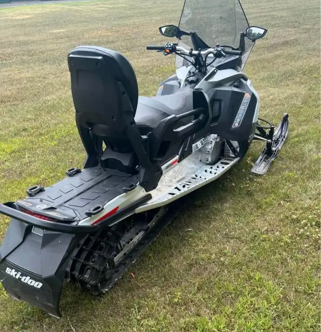 2022 SKIDOO GRAND TOURING 900 ACE(FINANCING AVAILABLE) in Snowmobiles in Strathcona County - Image 5