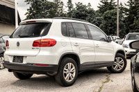 VEHICLE FEATURES: AIR CONDITIONING, POWER FOLDING MIRRORS, LEATHER, ADJUSTABLE STEERING WHEEL, RAIN... (image 4)