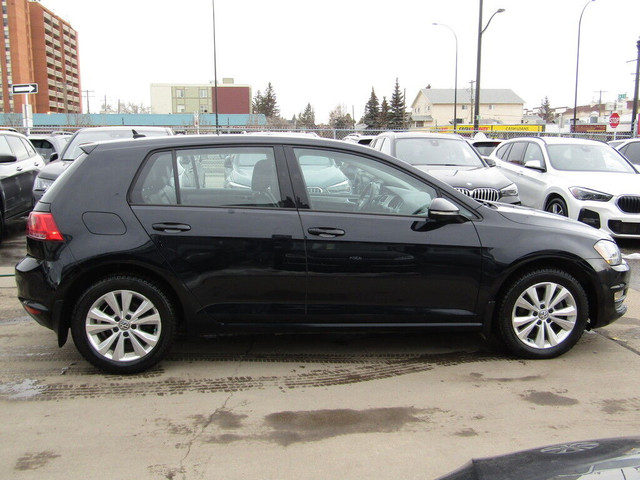  2016 Volkswagen Golf HB Auto 1.8 TSI COMFORTLINE/LEATHERETTE/CA in Cars & Trucks in Calgary - Image 3