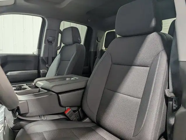 2025 Chevrolet Silverado 1500 Work Truck- Trailering Pkg in Cars & Trucks in Barrie - Image 31