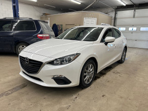 2015 Mazda 3 Sport GS