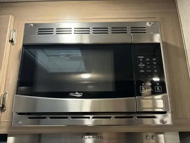 2023 Adventurer LP Class C Adventurer 24DS in RVs & Motorhomes in Edmonton - Image 38