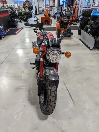 All in price before taxes!! 2024 Honda® Monkey ABS Features may include: Power Small but mighty Ther...