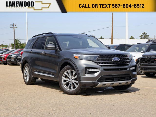 2020 Ford Explorer XLT 202A 2.3L EcoBoost 7-Passenger in Cars & Trucks in Edmonton