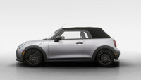 La *MINI Cooper Cabriolet C 2025* est un véhicule sportif aux performances exaltantes. Doté d'un toi... (image 3)