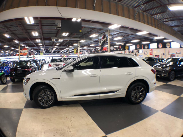 2019 Audi E-Tron PROGRESSIV AWD NAVI LEATHER PAN/ROOF B/SPOT CAM in Cars & Trucks in City of Toronto - Image 4
